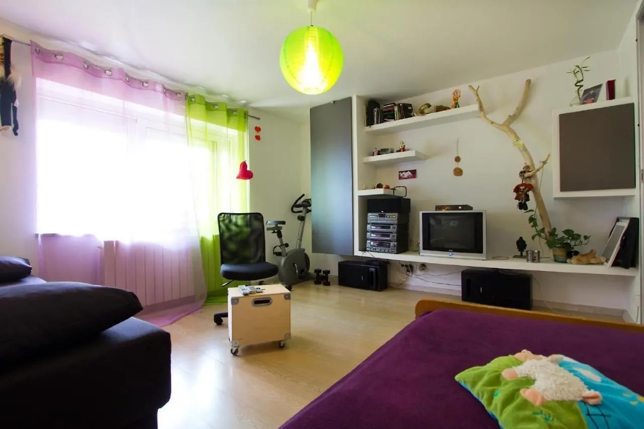 Wohnung In Rijeka Mit Terrasse Und Grill Croatia