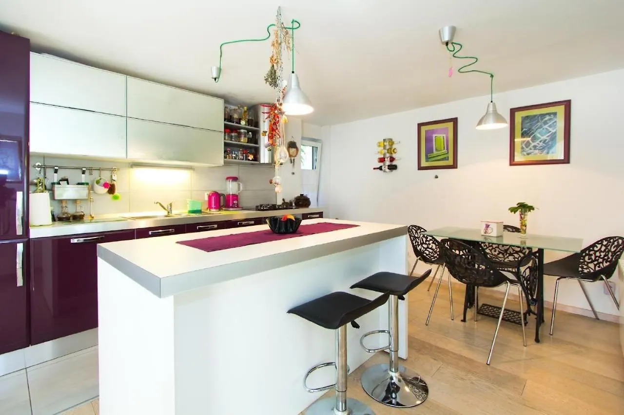 Apartment Wohnung In Rijeka Mit Terrasse Und Grill Croatia